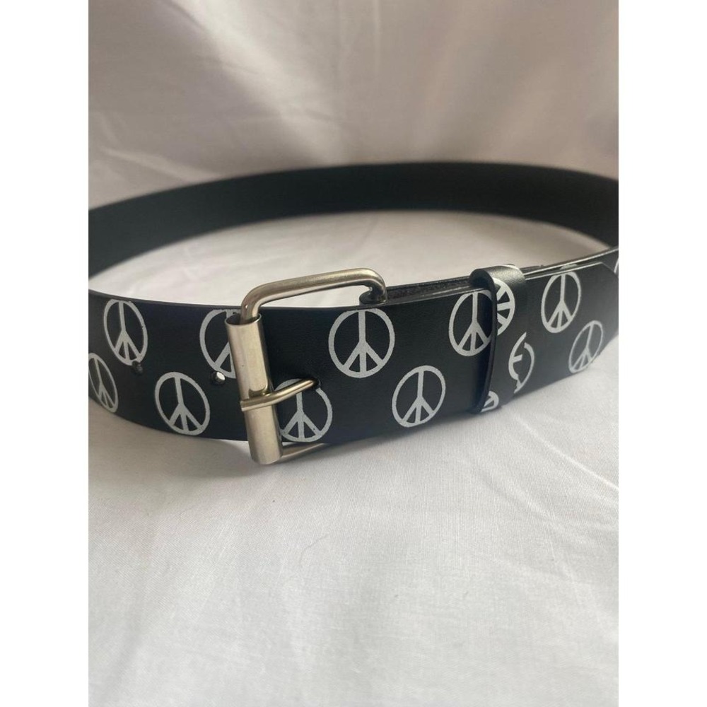 Unisex Black Leather Peace Sign Belt. Size 34/36 Large
